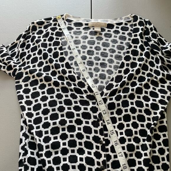 Banana‎ Republic Cardigan Sweater Buttoned Knit Geometric Print Black White SP - Picture 9 of 10
